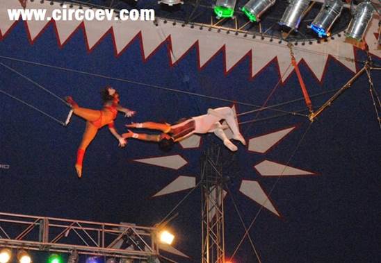 http://circoev.com/yahoo_site_admin/assets/images/carol.3340545_std.JPG