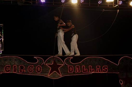 http://circoev.com/yahoo_site_admin/assets/images/10606581_10204232341879555_9020766909039241613_n.225141026_std.jpg