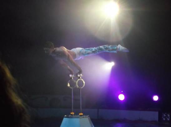 http://circoev.com/yahoo_site_admin/assets/images/10606457_708745195876751_9000589290459795721_n.222130042_std.jpg