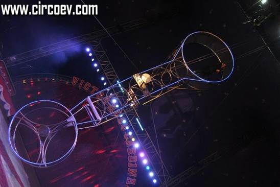 http://circoev.com/yahoo_site_admin/assets/images/DSC_0578.19482121_std.jpg