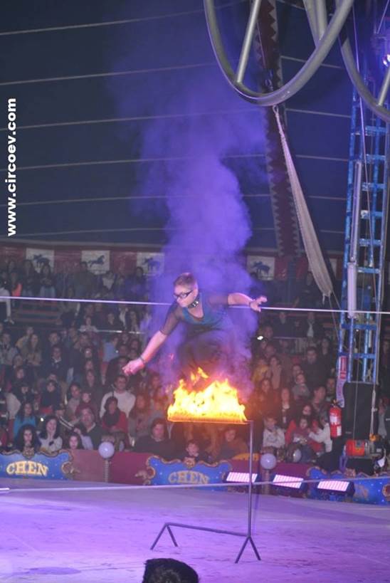 http://circoev.com/yahoo_site_admin/assets/images/10644917_756903151058940_7127033338032682468_n.363132148_std.jpg