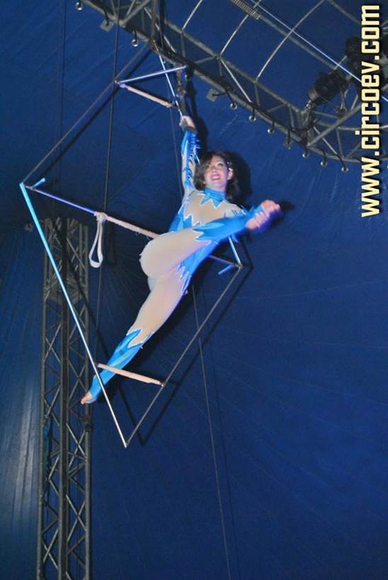 http://circoev.com/yahoo_site_admin/assets/images/1926877_729703297112259_6677151992316308506_n.311142404_std.jpg