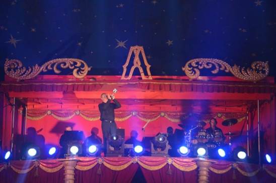 http://circoev.com/yahoo_site_admin/assets/images/SOIREEAMAR40.29594235_std.jpg