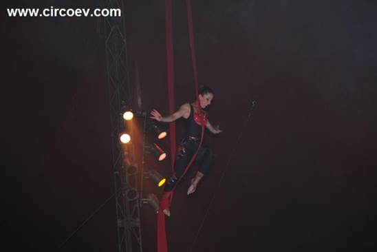 http://circoev.com/yahoo_site_admin/assets/images/DSC_0023ffff.274132251_std.jpg