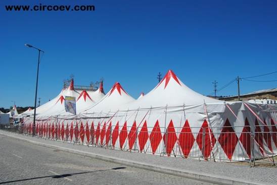 http://circoev.com/yahoo_site_admin/assets/images/DSC_0183.124111029_std.JPG