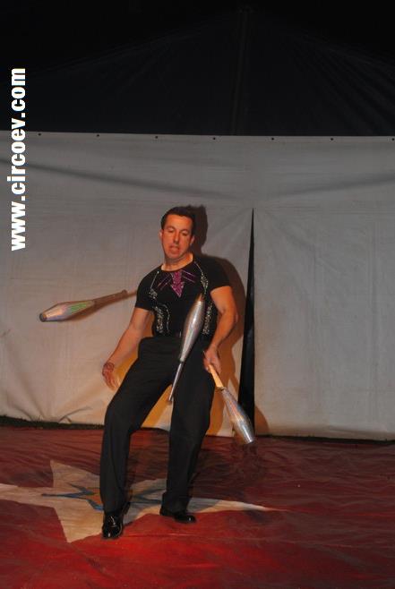 http://circoev.com/yahoo_site_admin/assets/images/553033_438743252874933_1891154429_n.124105941_std.jpg