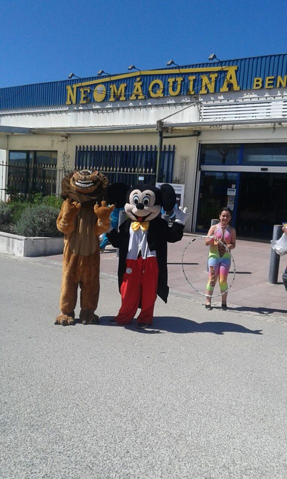http://circoev.com/yahoo_site_admin/assets/images/11377234_685483688218896_5811549792973124601_n.143131821_std.jpg