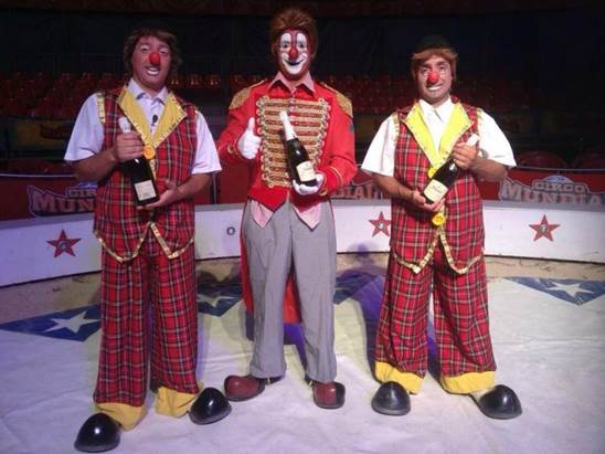 http://circoev.com/yahoo_site_admin/assets/images/10505567_1157177674311632_66612980859663225_n.205152631_std.jpg