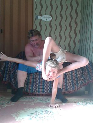 http://circoev.com/yahoo_site_admin/assets/images/13876330_1767320860213169_564580133124643306_n.208130942_std.jpg