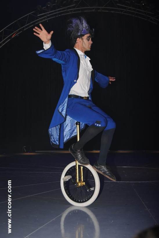http://circoev.com/yahoo_site_admin/assets/images/DSC_0032.205220459_std.JPG