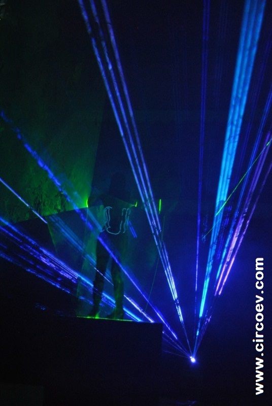 http://circoev.com/yahoo_site_admin/assets/images/13315413_1018745671541352_3677652095928848303_n.150161445_std.jpg