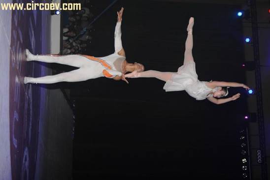 http://circoev.com/yahoo_site_admin/assets/images/DSC_0935.363143218_std.jpg