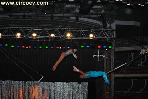 http://circoev.com/yahoo_site_admin/assets/images/15665458_1186115404804377_1012748340841021010_n.357142517_std.jpg