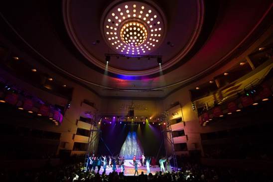 http://circoev.com/yahoo_site_admin/assets/images/mno_circo_coliseu_2016_38.348114646_std.JPG