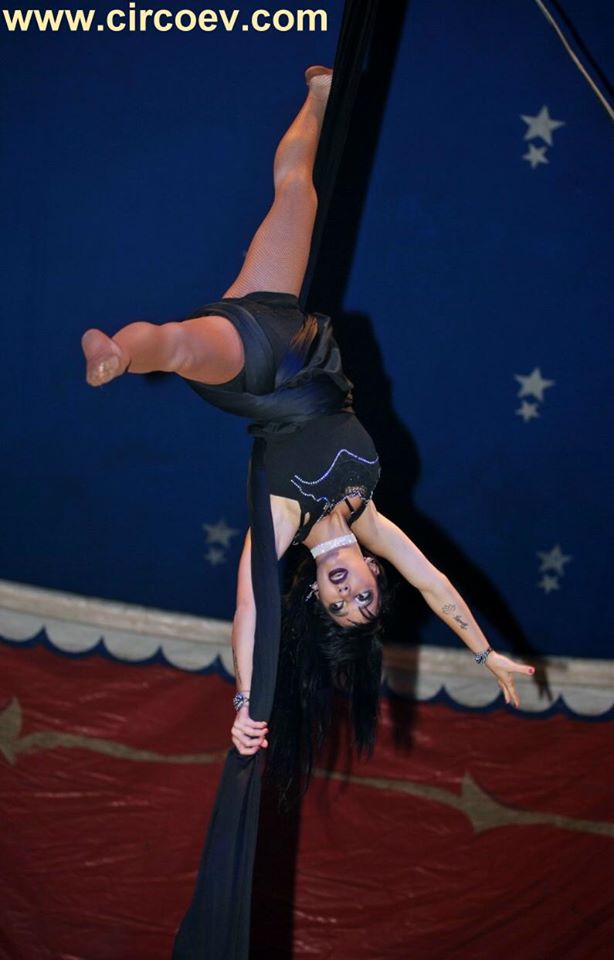 http://circoev.com/yahoo_site_admin/assets/images/79410461_2627781533971083_1849254411889541120_o.35241515_std.jpg