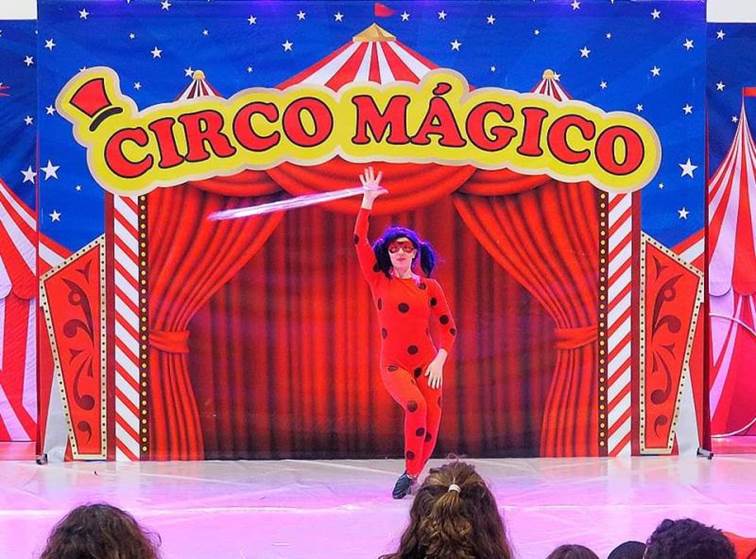 http://circoev.com/yahoo_site_admin/assets/images/79500816_2629280507154519_5635975902513856512_n.351102406_std.jpg
