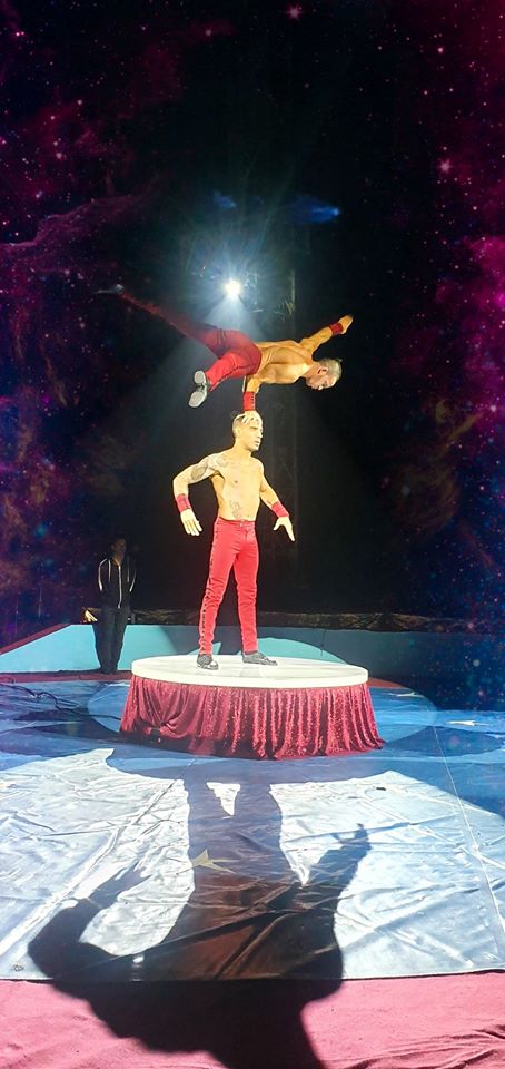 http://circoev.com/yahoo_site_admin/assets/images/78920745_2612515125497724_8856923704878170112_o.34461638_std.jpg
