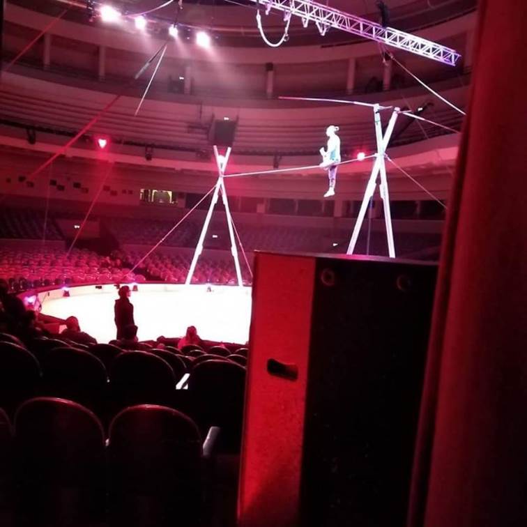 http://circoev.com/yahoo_site_admin/assets/images/70203772_2603543276394909_7755034490581286912_o.339121046_std.jpg