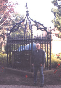 At the Grame grave, Falkirk Parish church
