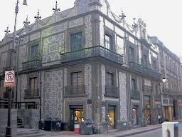 Casa de los Azulejos