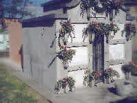 Tumba de la Familia Villagr&aacute;n Amaya (Cementerio General)