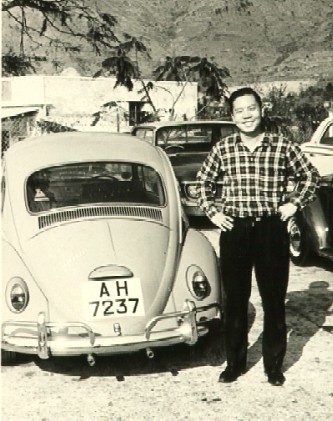 AH7237.jpg (53251 bytes)