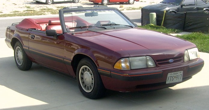1988 Ford Mustang 2.3 LX Convertible