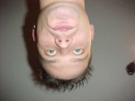 Andi_auf_kopf_1k.jpg (4358 Byte)