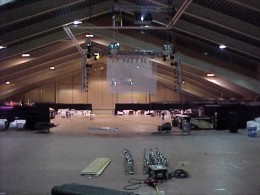 Aufbau_Halle1.jpg (16892 Byte)