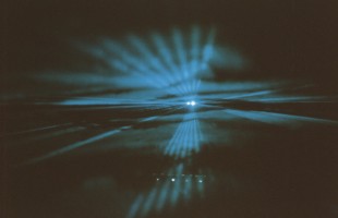 Laser1klein.jpg (8528 Byte)