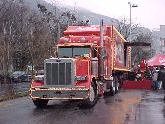 Truck_Front_rechtsDJ.jpg (82661 Byte)