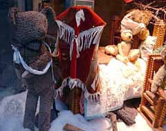  antique bears in the holiday spirit 