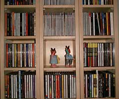  okay, so i didn't get rid of all the knick-knacks 