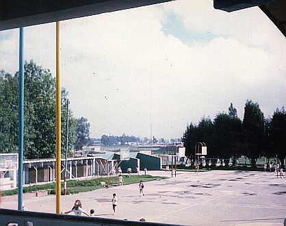 Patio de Banderas desde el edificio de Bachillerato.