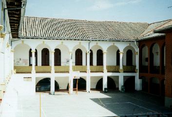 Patio de Primaria
