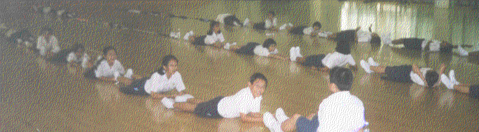 ARGHHHH!!!!!~~~~~~ I've stretched my best!!!!