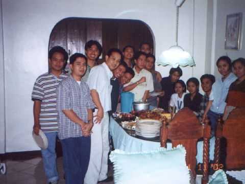 hep! hep! armand! 'wag kang bibigay kay richie ha?! ang kamay......hmmm....