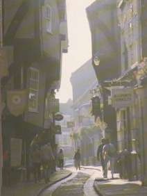 Pic of an old street in the city of York