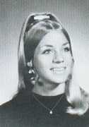 skaife_susan.jpg (11k)