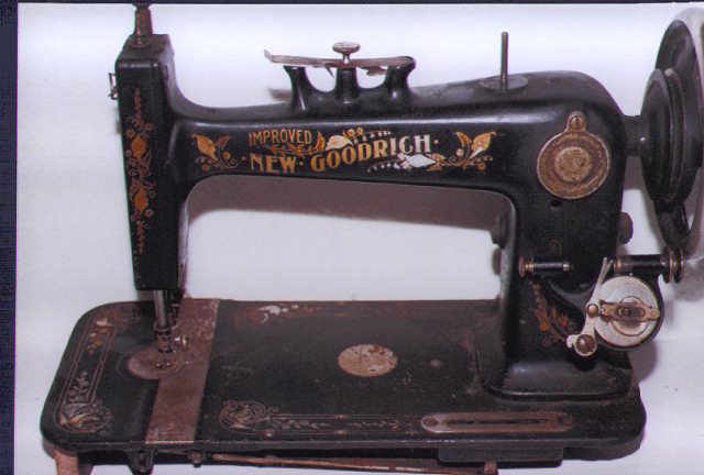 How to Troubleshoot Shuttlecock Sewing Machines | eHow.com