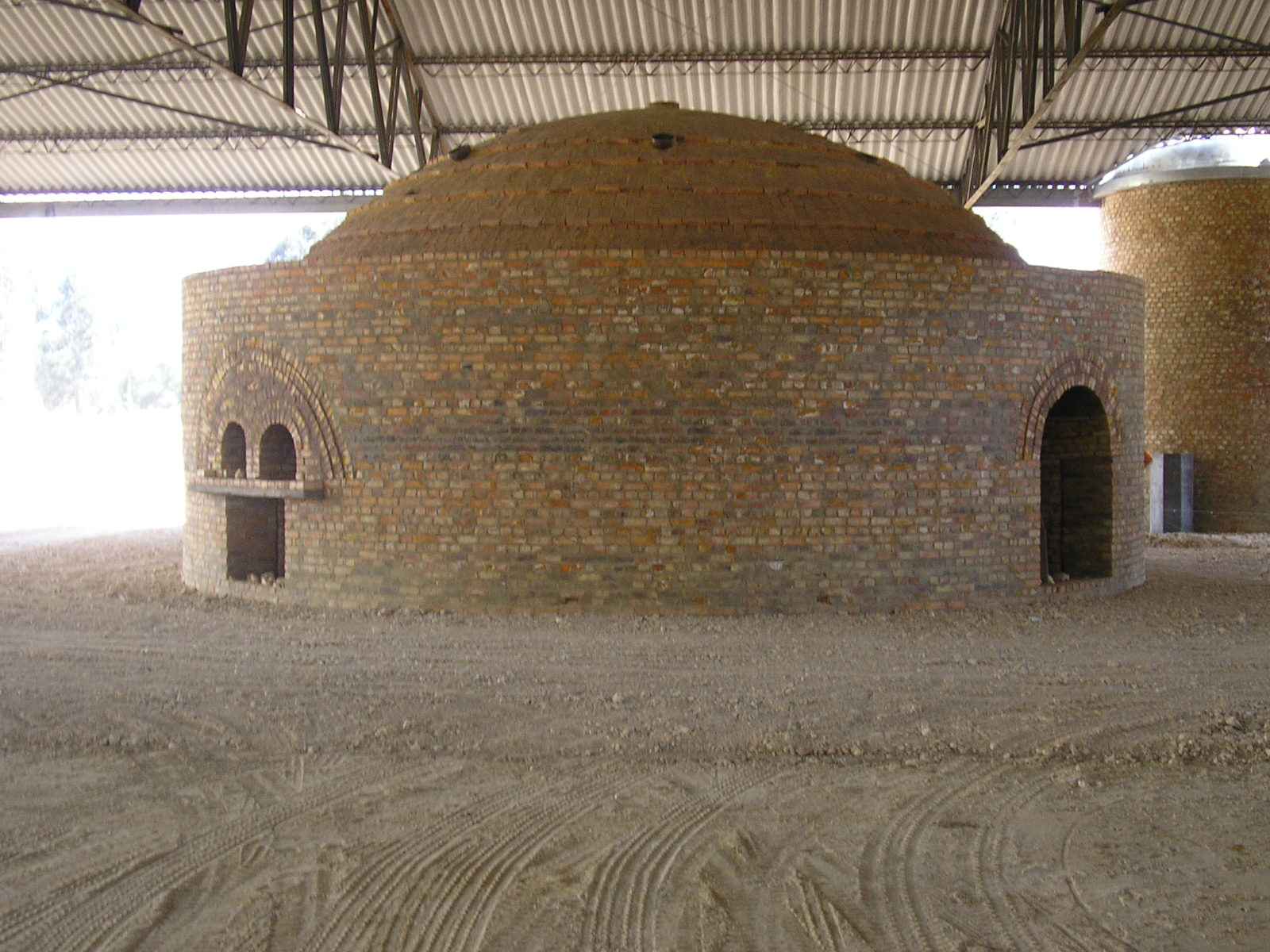 FOR EXTRUDER BRICK PAVER