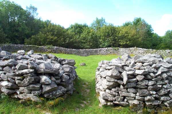 Cashel Walls