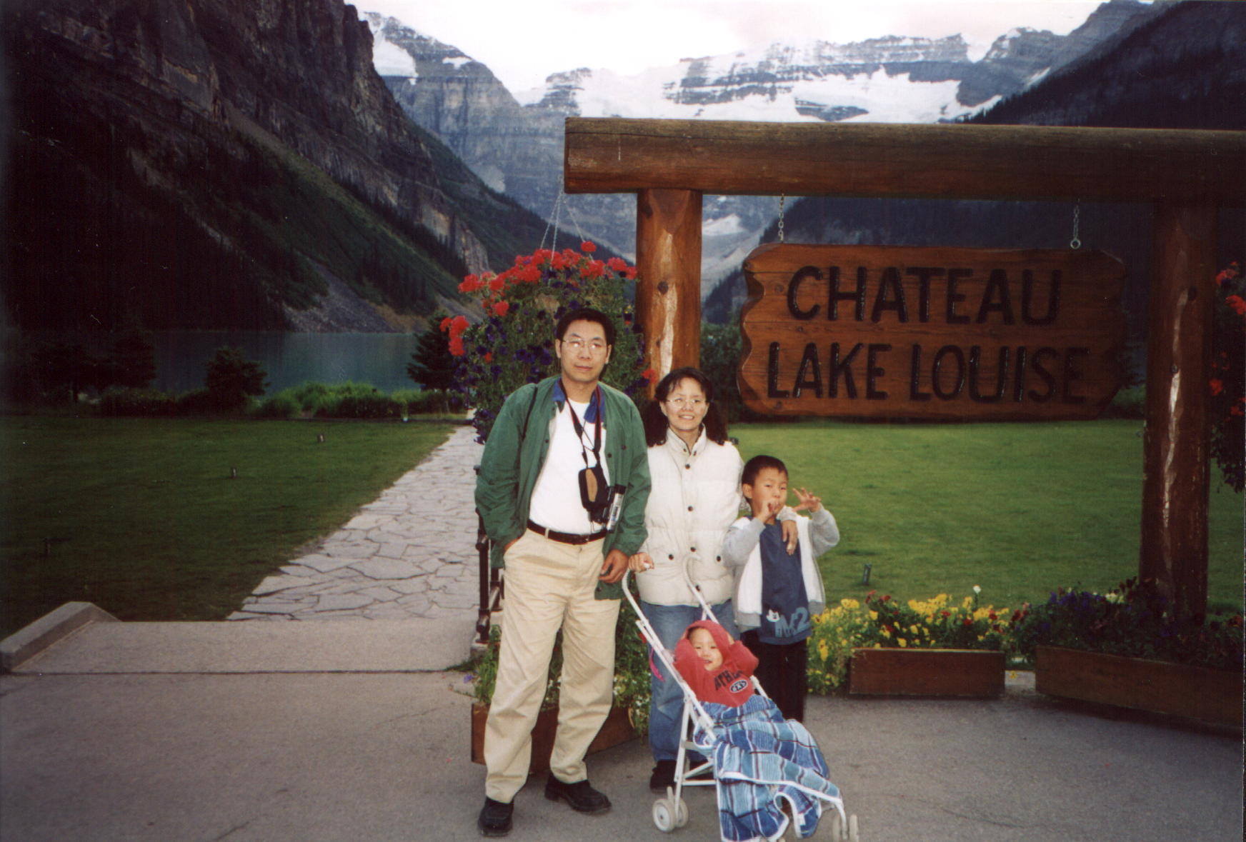 lake-louise-rjca