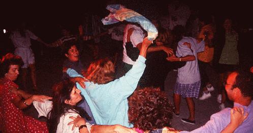 melos_municipality_festival_aug-1995