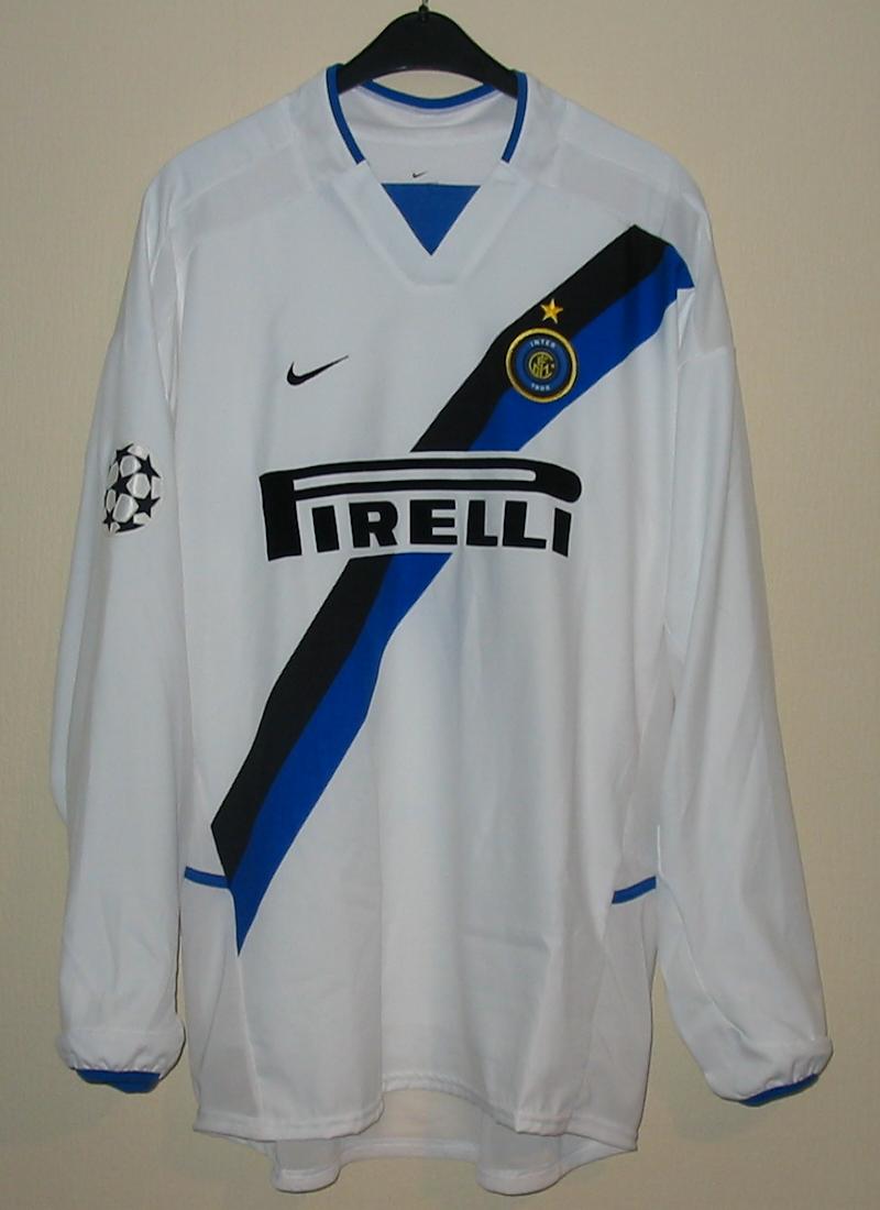 Internazionale FC away shirt