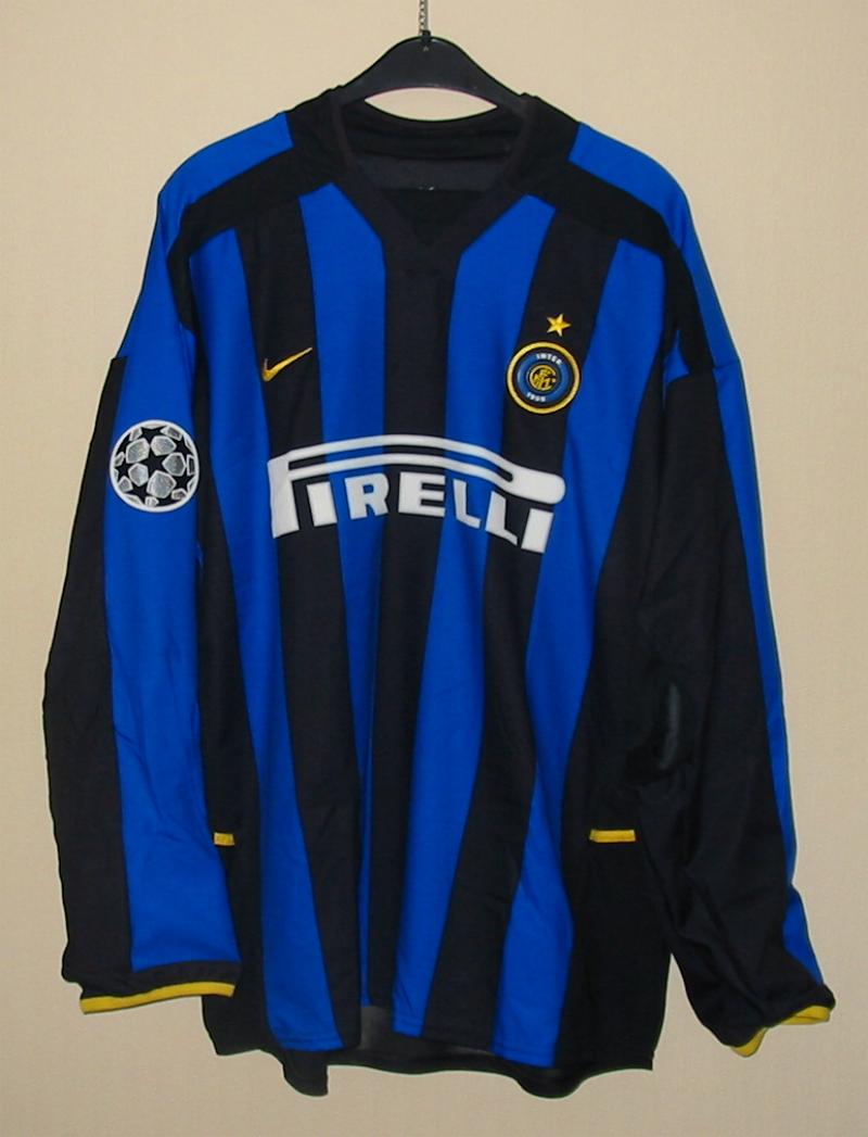 Internazionale FC home shirt Vieri season 2002-2003