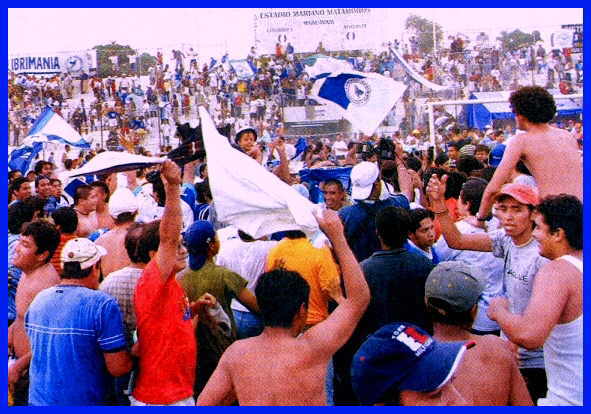 ¡Sí! Podremos seguir teniendo cinco técnicos la próxima temporada. Imagen de http://www.geocities.ws/clubcolibries/