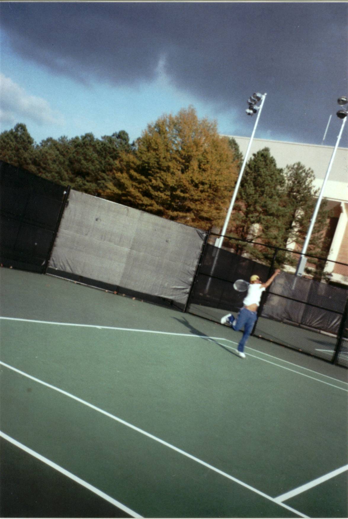 Jojo again, hitting a ground stroke
