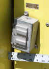 outlet2.jpg (36702 bytes)