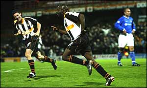 Steve Kabba and Stuart Campbell Grimsby 3-0 Ipswich 2002/2003